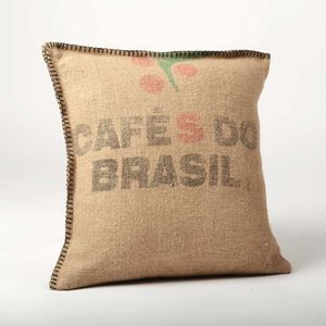 LILOKAWA_COUSSIN-CARR7-WB